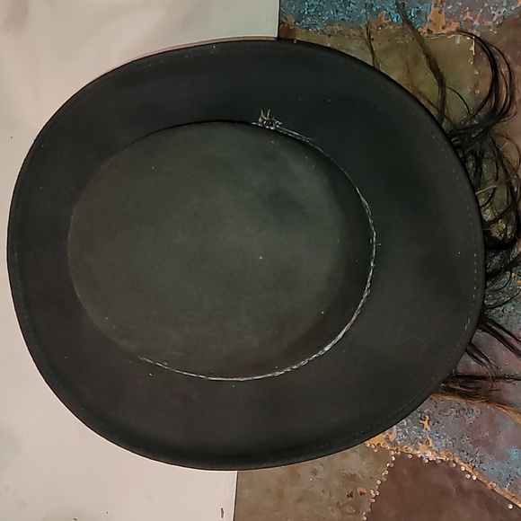 Vintage. Made in USA. The Scala Collection. 💯 % wool. Women's size Medium - Picture 6 of 12